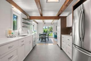 Walk to Nauset Beach Updated and Cozy - 9