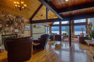 Mountain Retreat, Panoramic Lake Views - Invermere - 1