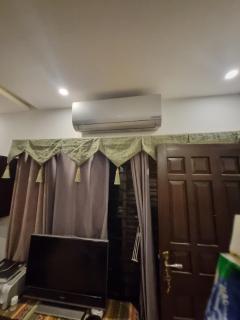 Deluxe room hosted by Qureshi - Lahore - 7
