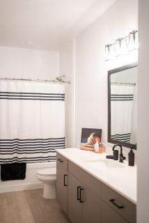 Casita Longhorn - 10 mins from Q2 - Boats for Rent - 7