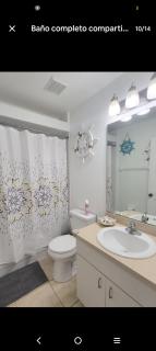 Cozy Queen Bedroom with shared Bathroom - Ocala - 2