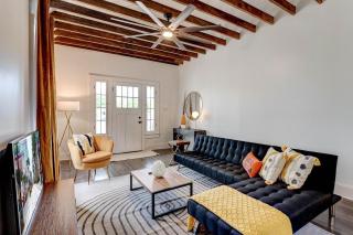Charming Retreat Near Jackson Square - New Orleans - 1