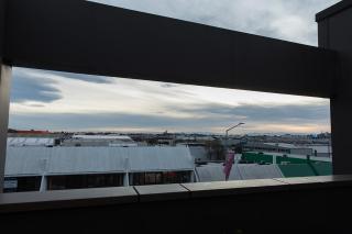 Huge Stylish Art Loft with Spa & Soaring Ceilings - Christchurch - 2