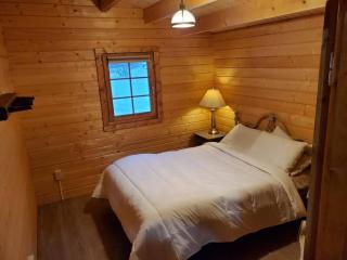 2 bedroom Retreat Cottage on Muskoka Shores - 5