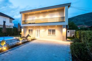 Kukys Production - Villa za odmor - 2
