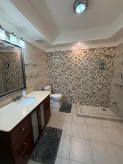 Veroniques House Two Bedroom Woodbrook Apartment- Prime location - Port of Spain - 7