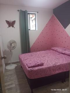 S21 COMODO APARTAMENTO EN LAURELES ESTADIo 2 HABT 2 BAÑOS - Medellín - 0