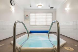 Best Western Plus Columbia River Hotel - 5