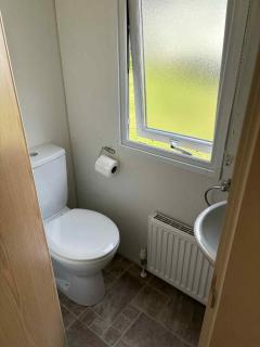 The Pines Caravan at Newquay Holiday Park - Porth - 5