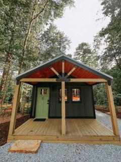 Studio Style Cabin #6 - Hartwell - 9