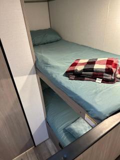 Cozy Camper Retreat on Sleepy Hollow Lake - 6