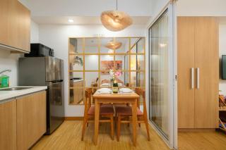 Modern Rustic Home Staycation - 7