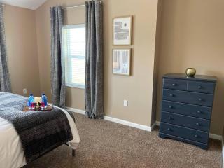 Retreat At The Charles Fast WiFi Available Now - Dublin - 1