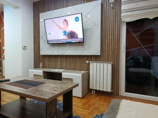 NEOM Apartman near the airport and center of Sarajevo - Sarajevo - 3