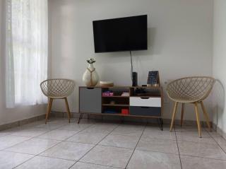 Casa completa 5 min de mall seguridad Lavad Sec aire ac - 5
