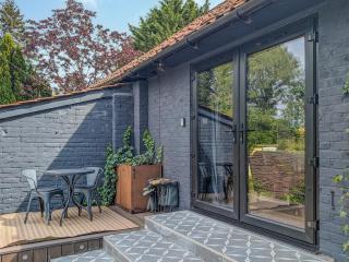 Little Barn - Erlestoke - 9