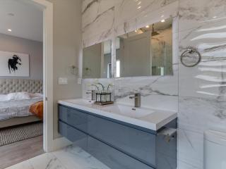 Luxury Modern 4 bedroom with Rooftop Deck #5 - 6