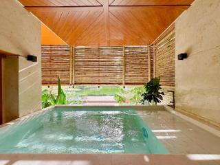 Lakeview Park Retreat - Private Pool Duplex - Garden Sanctuary - 0