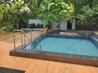 Sivarama garden resort 5star stay & swimming pool room1 ,bheemili bech to dorathota - Visakhapatnam - 0