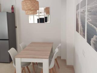 Inviting holiday home with pool - 7