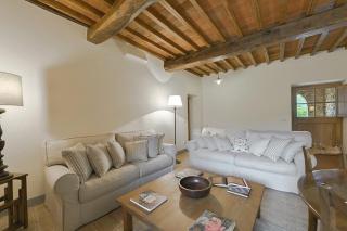 Luxury Tuscan Villa with award winning garden and pool - 3