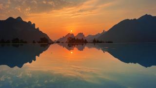 XMAN Sunrise Peaks Resort--Sky Mirror Infinity Pool - 4