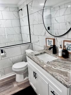 The White House at Weeki Wachee Waterfront Cottage - Spring Hill - 1