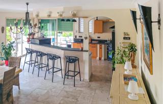Amazing Home In Speracedes - 6