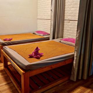 KM Pool Spa Resort - 1