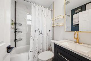 Coastal Comfort 2BR Getaway St Pete - 5