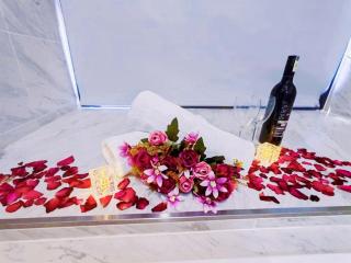 2-4pax Romantic Suite Bathtub near Jonker Walk Melaka - - 6
