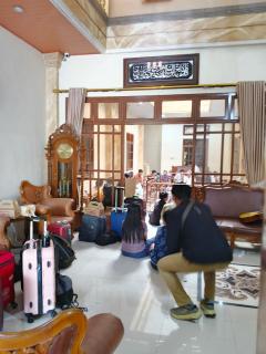 Madani Syariah Hotel Yogyakarta - Demangan - 5