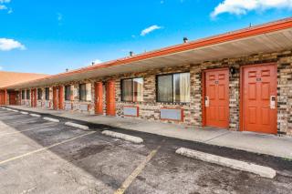 Budget Host Inn by Hotel O Portland near I-65 - Portland - 1