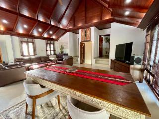 Kata Tropical Heights Villa - 4BR Private Pool - 8