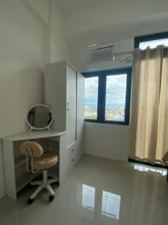 Modern Minimalist City Views in Prime Location - 5