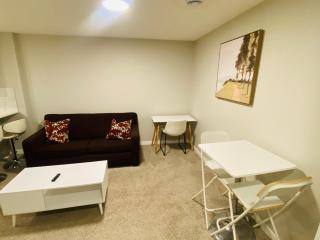 Newly built 2 Bedroom Basement apartment - 8