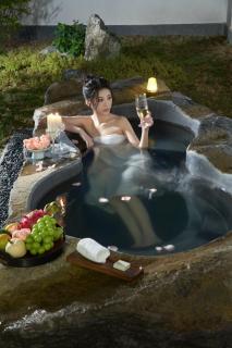 Moonrise Hotels Resorts - 8