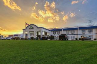Days Inn by Wyndham Madisonville - Madisonville - 5