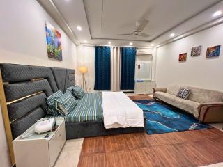 Executive suites 2BHK for family - Islamabad - 3