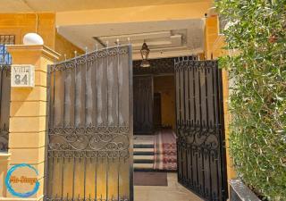 Elite VIP Home in a Trendy Cairo Spot - 2