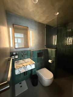 2-Bed Notting Hill - Guest Floor - 8