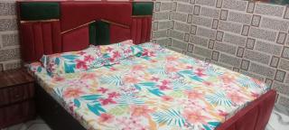 Kanha ji Divine dham 89799Vrindavan12972, free pick up also taxi and Activa rent - 1