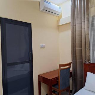 Lavish Homestay - 7