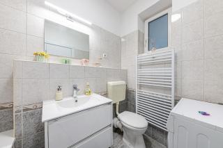 Velvet Dream Studio Peaceful Stay AC and Parking - 2