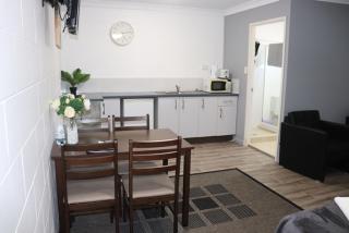 Spanish Lace Motor Inn - Townsville - 8