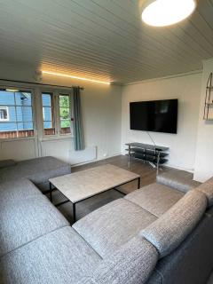 Stylish 2BR Stay in the Heart of Tromso - Tromsø - 2