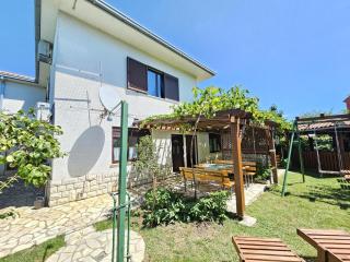 MARINA 2 NV - Apartment with terrace, grill, pool - 3