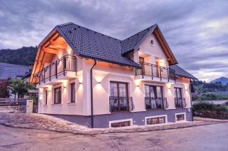Alpine House Mina - Rooms & Apartments - 9