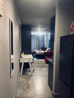 Circa Lynwood flats,unit 223 Menlyn - Pretoria - 9