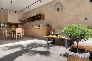 Villa Casa Palace Kastela ,- Unwind Near Split, with Large Pool & Mediterranean Charm - Kaštela - 8